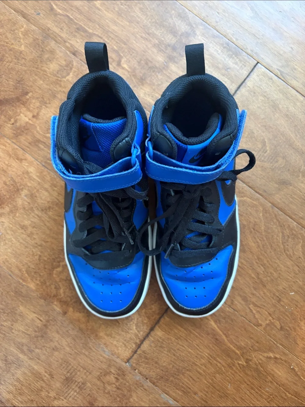 Nike Kids High-Top Sneakers in Blue and Black